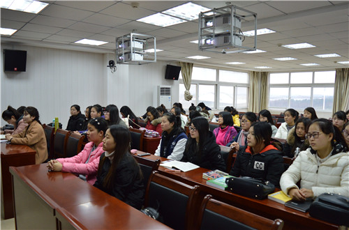 beat365在线体育官网登录入口组织学子观看2017年度学校共青团网络视频工作会议