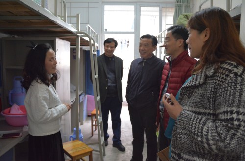 beat365在线体育官网登录入口领导慰问“国培计划（2017）”——河南省乡村教师培训团队研修班学员