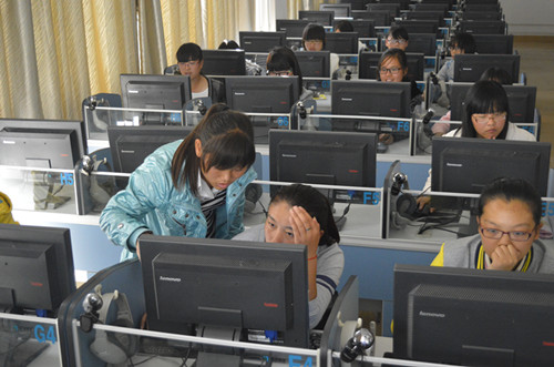 beat365在线体育官网登录入口认真做好2014级新生职业发展测评活动