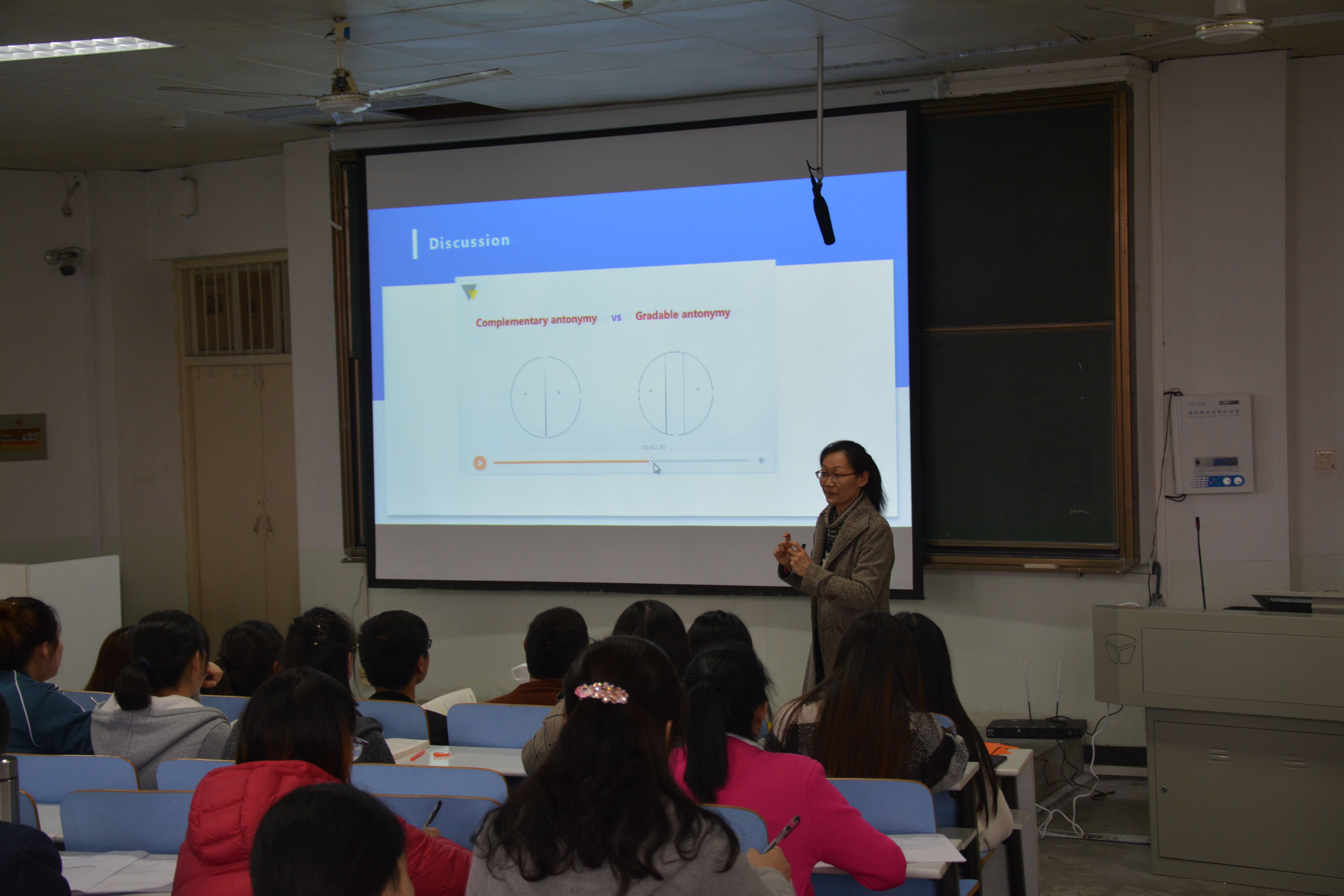 beat365在线体育官网登录入口成功举办2019年教师教学大奖赛决赛