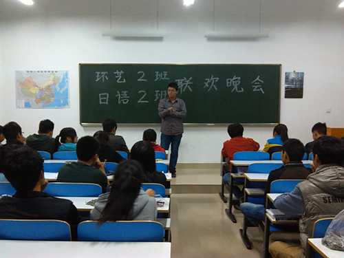 beat365在线体育官网登录入口各班女生月联谊会精彩纷呈