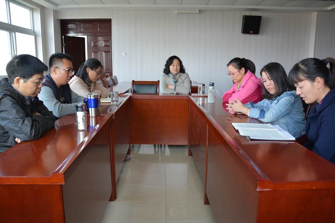  beat365在线体育官网登录入口教工党员开展学习十九大精神专题活动