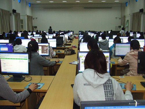 规划职业生涯 追梦精彩人生——beat365在线体育官网登录入口组织学生进行职业生涯规划测试