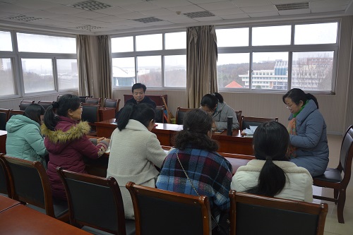 beat365在线体育官网登录入口各教工党支组织学习《中国共产党支部工作条例（试行）》